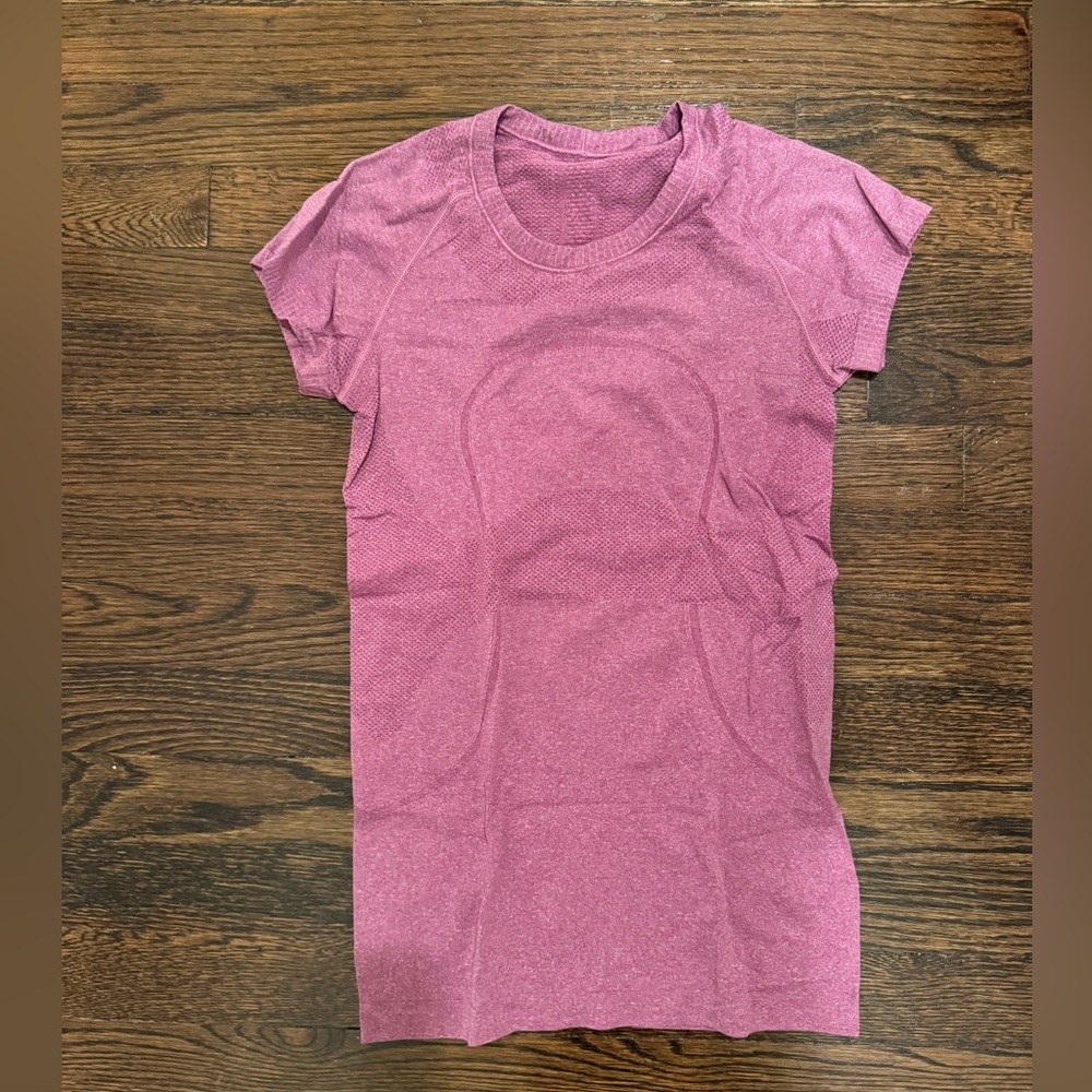 Lululemon Swiftly Tech Short Sleeve